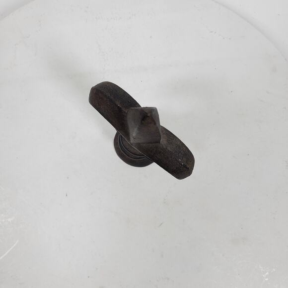 Vintage Fleur de Lis Shelf Finial 6 Inch Pointy Cast Iron - Picture 4 of 5